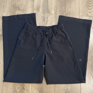 Lululemon On The Fly Pant Wide Leg Woven Black Active Trousers Size 4
